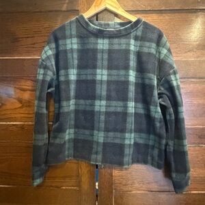 GapBody medium microfleece   Sweater top shirt crewneck soft thermal plaid check